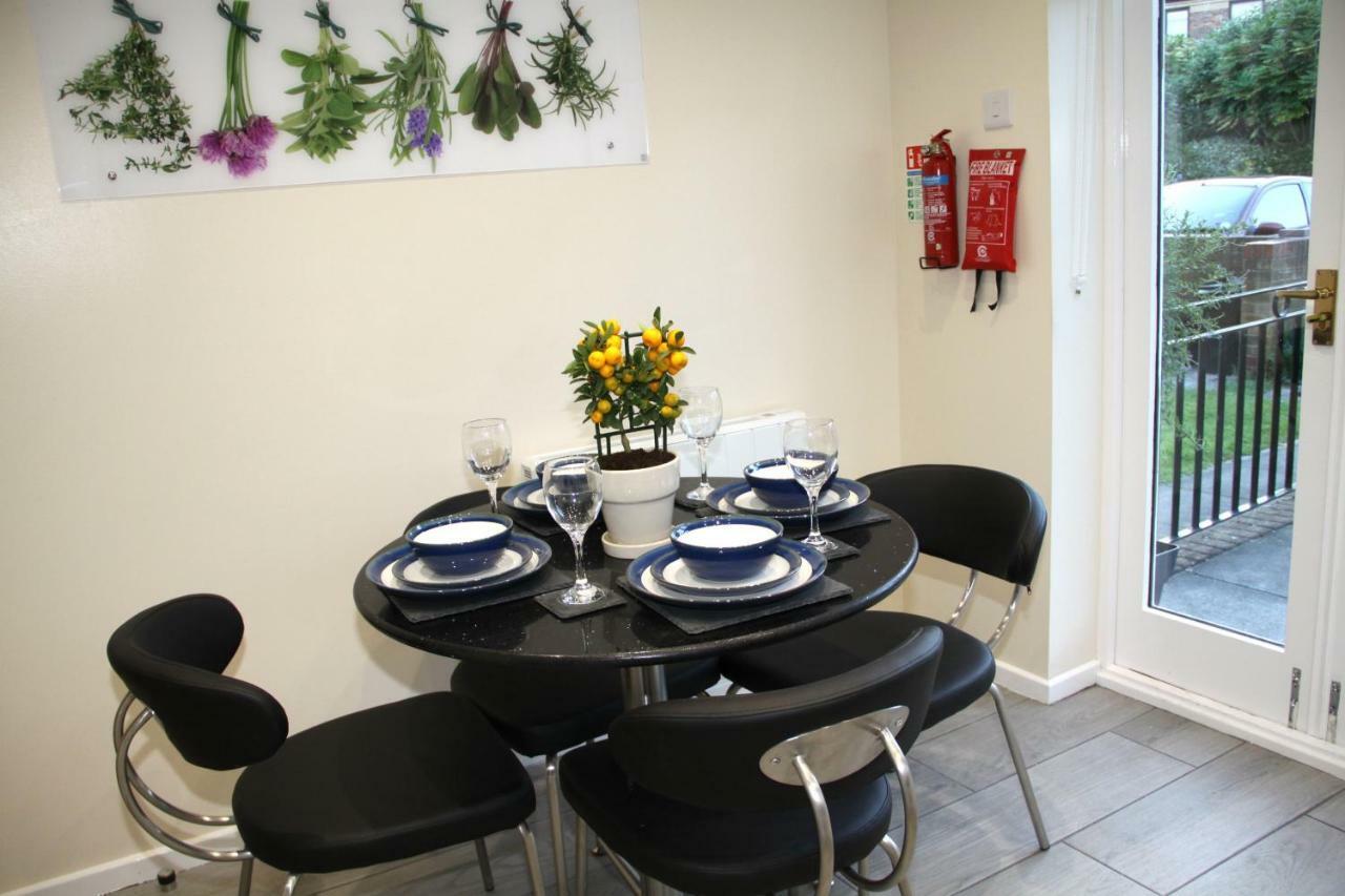 Villa City Centre Town House With River Walks And Free Parking C27Hk York Exterior foto